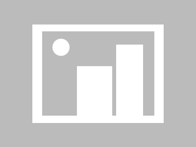 利兹联半场遥遥领先，轻松击败伯恩茅斯